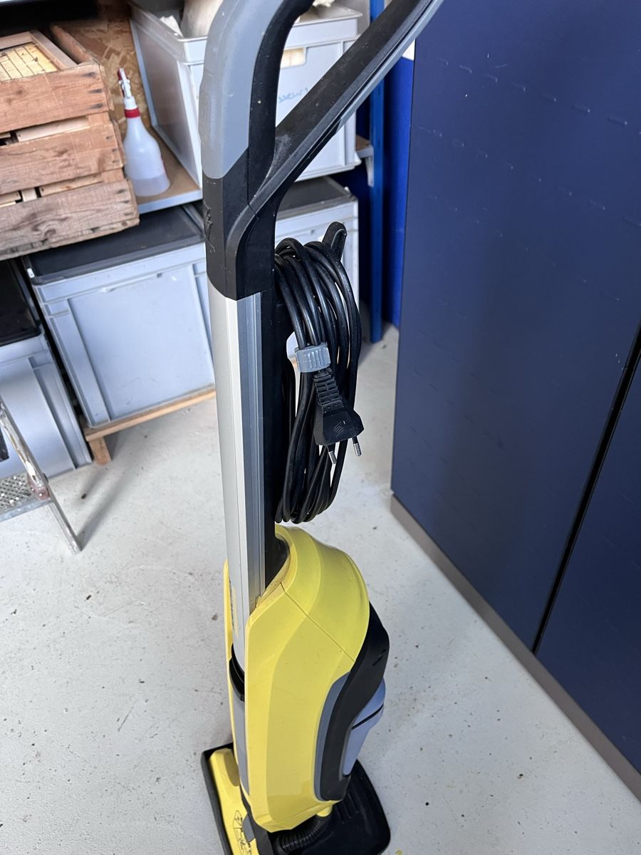 Kärcher Aspirapolveri & Accessori: Kärcher Nettoyeur de Sols – Usato da Céligny venduto da mel_jfh9 1