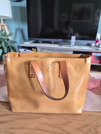 Borsa Louis Vuitton vernis marrone condizioni usate