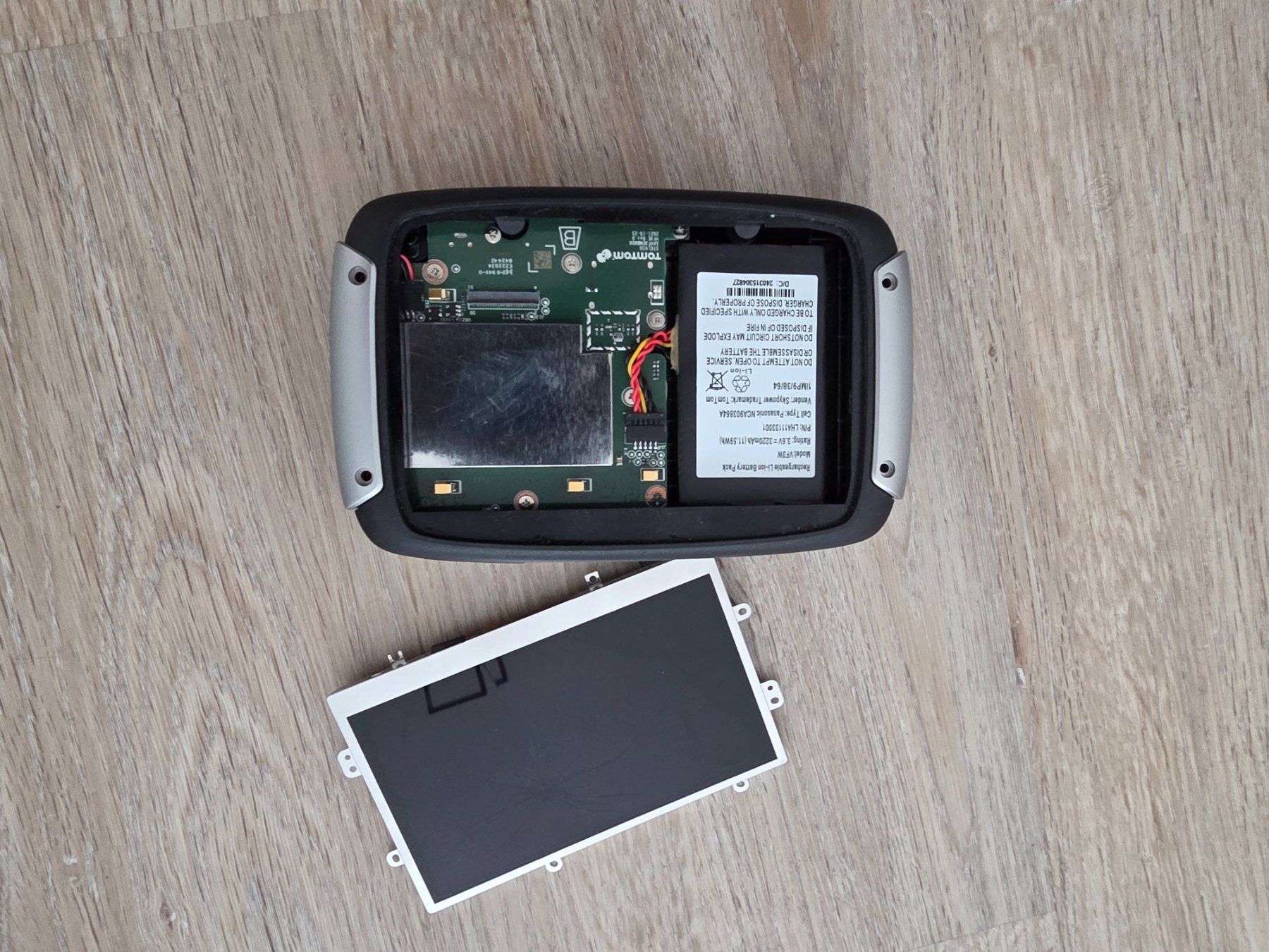 Tomtom Navigatori: GPS TomTom rider 400 accessoires Boîte complète – Usato da Genève venduto da Dany116 5