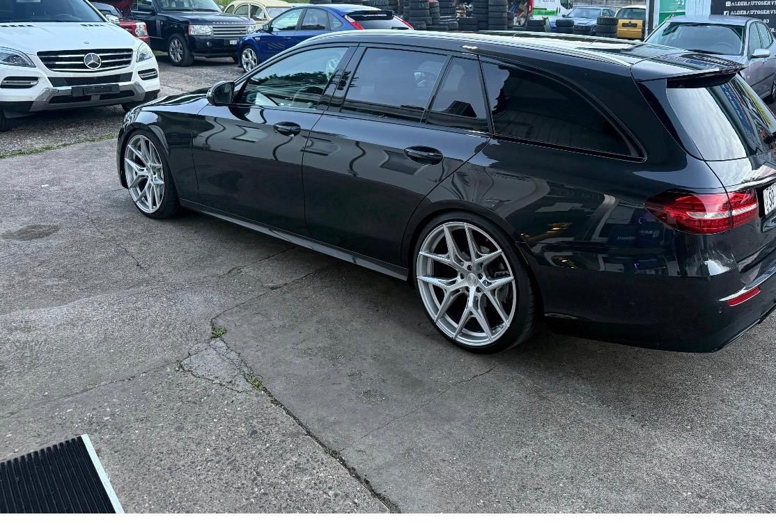 Mercedes-Benz Automobili: Mercedes Benz E300 T – Usato da Birsfelden venduto da jgd_7pq6 1