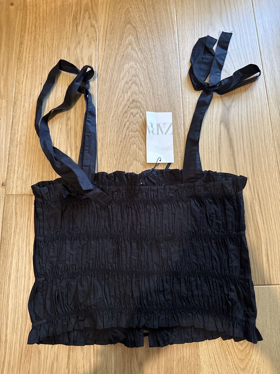 Zara Top: NEW Black Zara Top with Ties Size S – Nuovo e nell'imballaggio originale da Neuchatel venduto da Mia_G 4