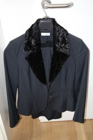 Anzug von Comma, Blazer 38, Hose 40