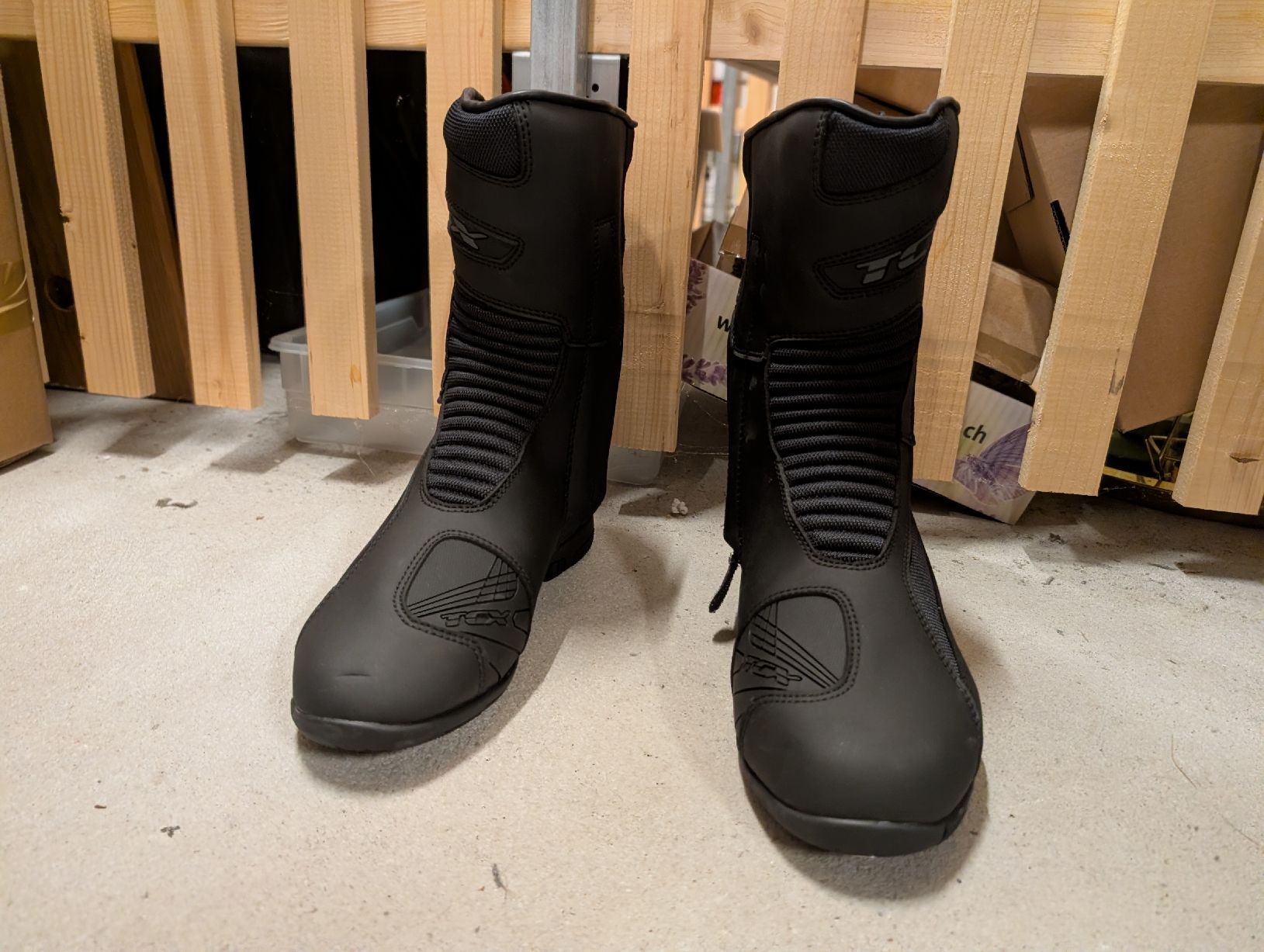 TCX Herrenschuhe: Herren Motorradstiefel TCX Gr. 41 – Gebraucht aus Zürich von the.baconing