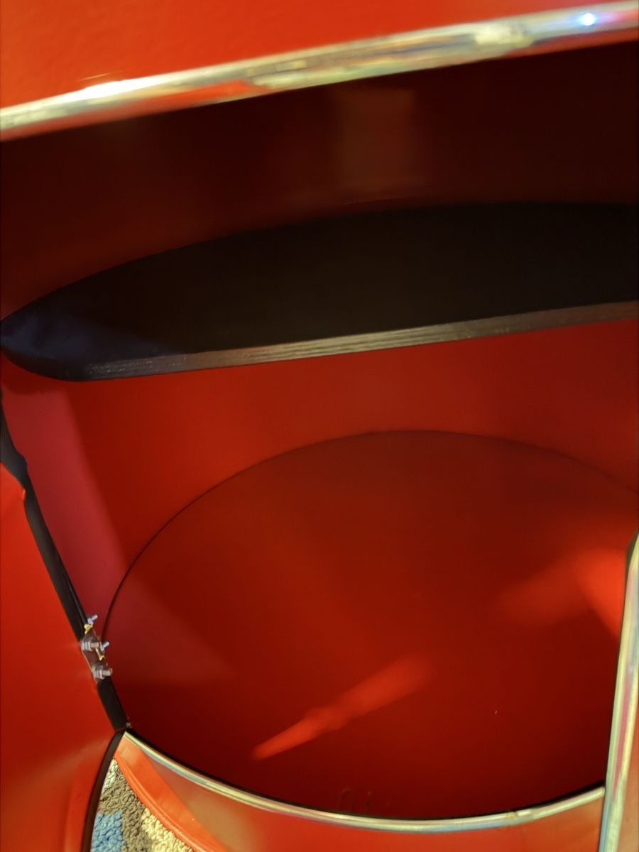 Accessori: Fassmöbel zwei Hocker mit Tisch rot Sitzmöbel Unikat – Usato da Deitingen venduto da cor_7h7k 3