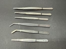 Set mit 6 Pinzetten, 14 - 18 cm. Gerade und gebogen. NEU!