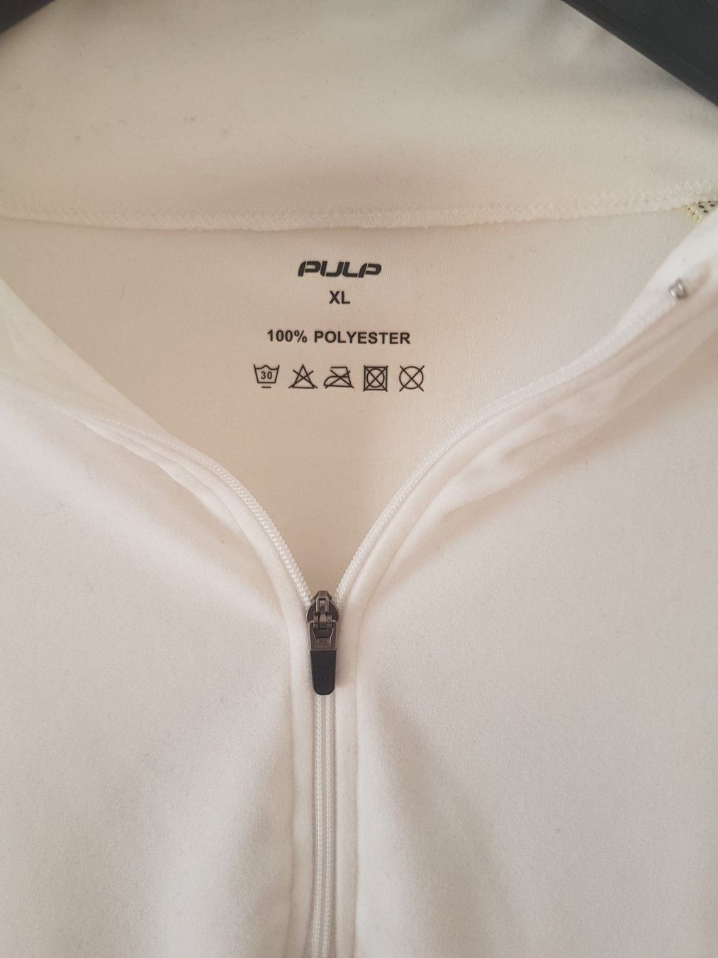 Top: Haut pour le ski taille Xl – Nuovo (secondo la descrizione) da Lausanne venduto da anta-123 1