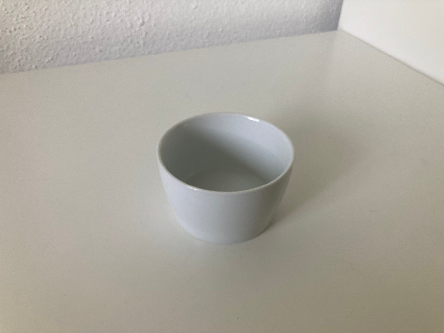 Ciotole: Bol blanc simple - Accessoire de cuisine polyvalent! – Usato da Biel/Bienne venduto da almercaa 3