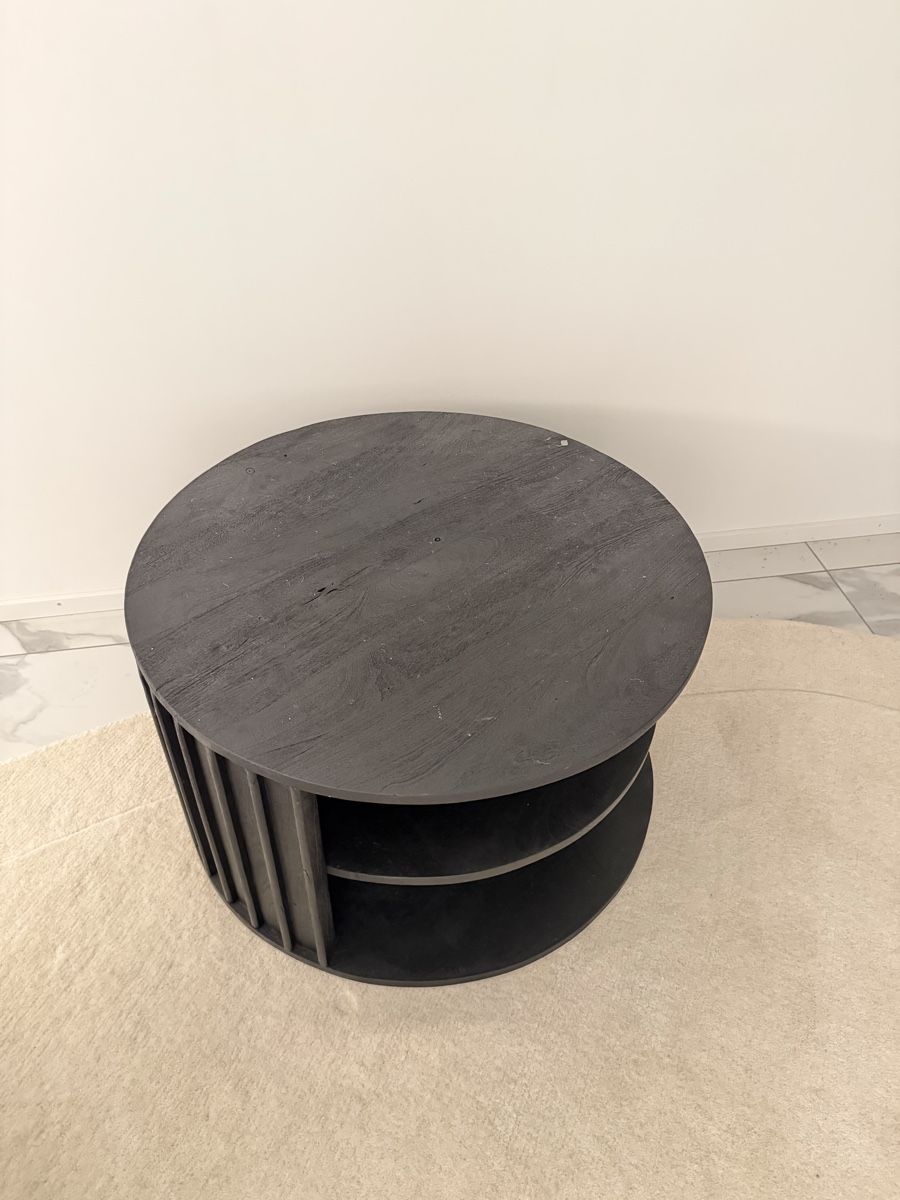 Tables: Couchtisch Massiv Mangoholz – D'occasion à Küsnacht ZH par Pfiffiekus