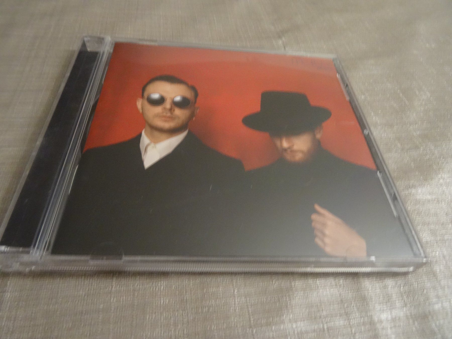CDs: Hurts - Desire CD – Gebraucht aus Olten von Disc-Ausverkauf