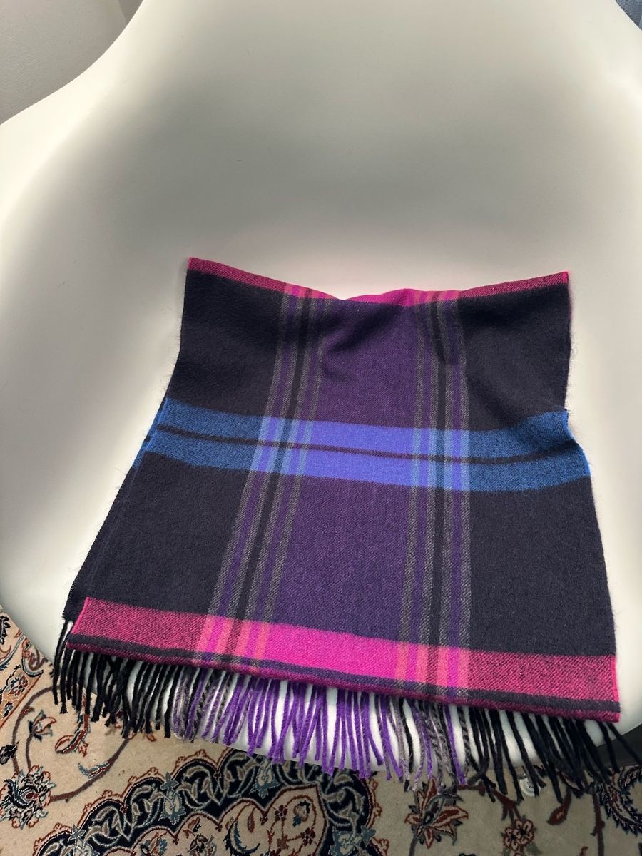 Foulard & Sciarpe: Schal aus Wolle – Nuovo (secondo la descrizione) da Binningen venduto da Yuliya15 3