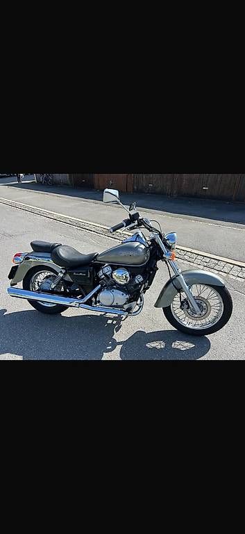 Chopper: Honda VT125 Shadow zu verkaufen – Usato da St. Gallen venduto da Sigi73 1