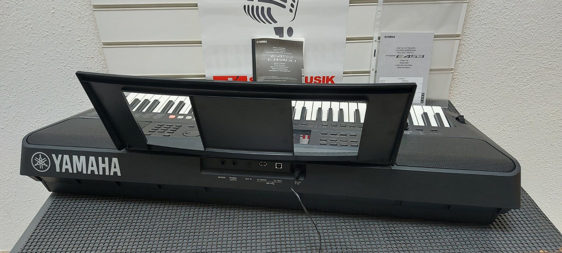 Yamaha Strumenti musicali: Yamaha PSR-E453 Digital Keyboard – Usato da Glattbrugg venduto da Swissmusik 5