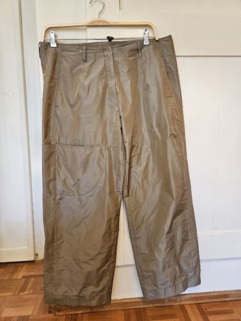 Damen Hose weit geschnitten beige neuwertig