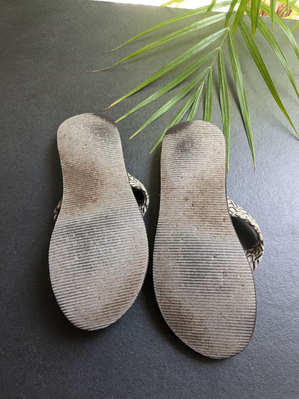 Tommy Hilfiger Scarpe da donna: Tommy Hilfiger Flip Flops – Usato da Küssnacht am Rigi venduto da schweizerrose 2
