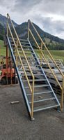 Treppe mit Geländer
