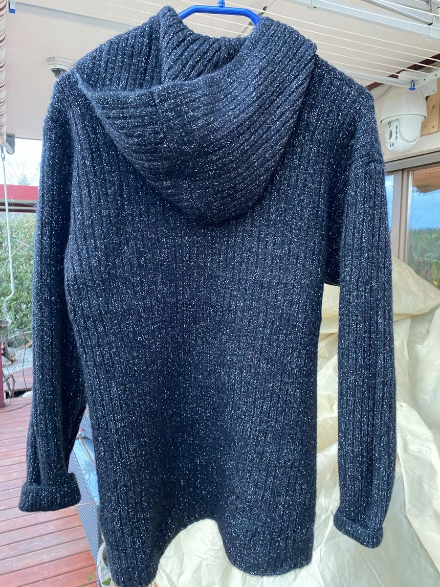 Weekday Pullover & Sweatshirts: Weekday Damen Pullover – Gebraucht aus Laupen BE von ole_l8gg 3