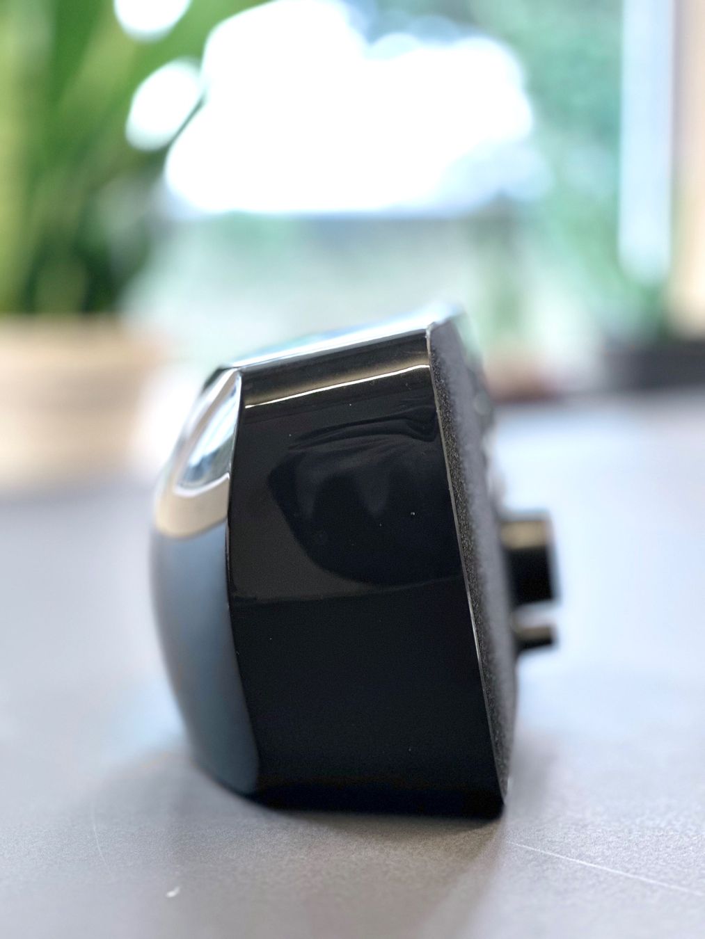 Logitech Radio: Logitech Squeezebox Radio schwarz – Usato da Zürich venduto da ong8 3