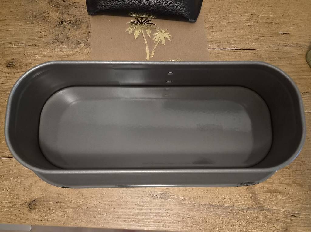 Teglie da forno: Cake-Form mit Transporthaube – Usato da Luzern venduto da car_f2cq 1