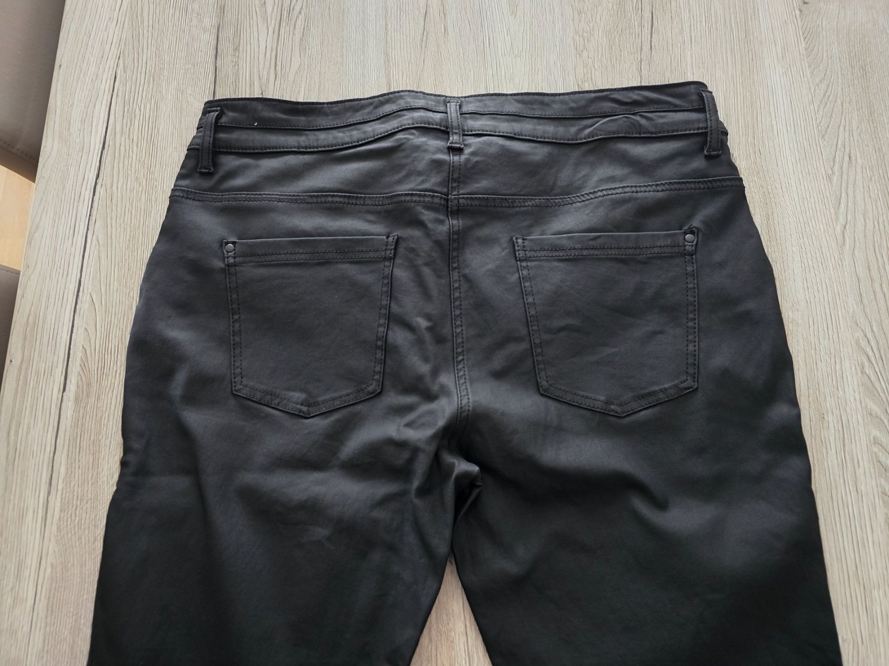 Cecil Pantalons: Coole, elegante Cecil Hose – D'occasion à Zürich par Sustainability 2