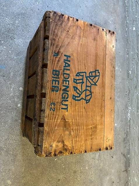 Casse di vino e birra: Alte Bierkiste  "Haldengut Bier" – Usato da Winterthur venduto da Tanfol 1