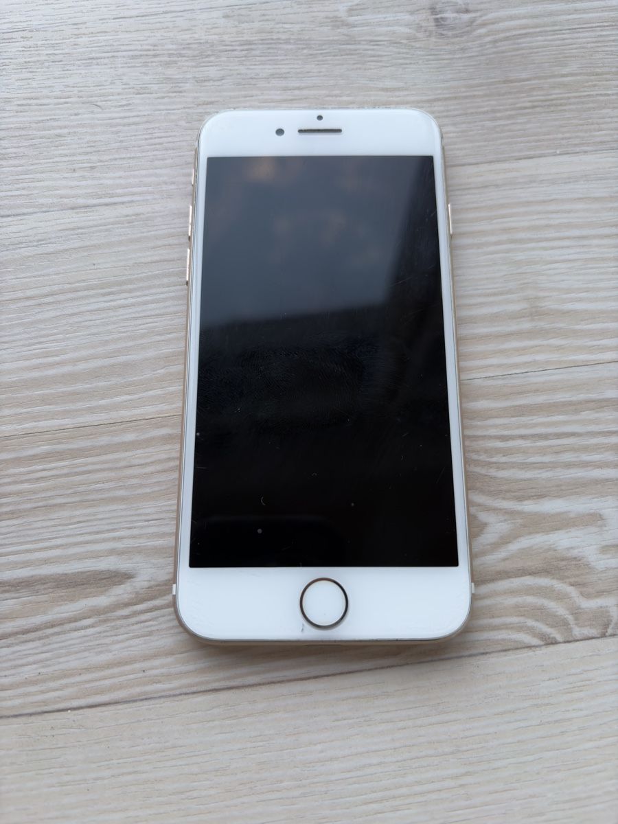 Apple Handys / Smartphones: Apple iPhone 7 Silver 128GB – Gebraucht aus Bünzen von Cozmo82