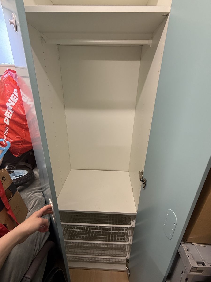 Ikea Armadi: Kinder Kleiderschrank – Usato da Oberbuchsiten venduto da mrsciki09