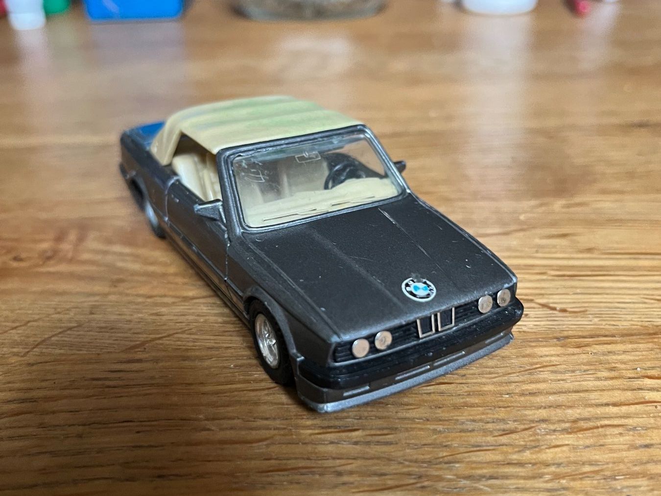 BMW Modellautos: Modellauto BMW 325i 1:37 – Gebraucht aus Muttenz von Bhuebi 3