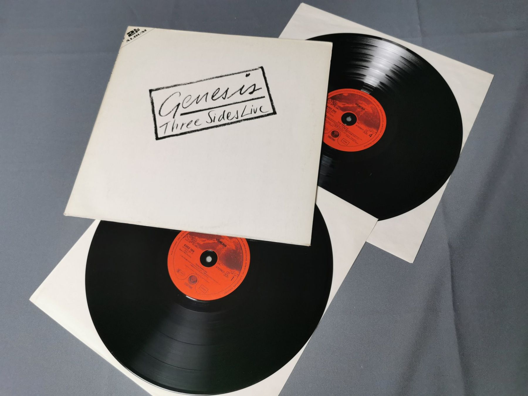 Dischi in vinile: Genesis  - Three Sides Live   - VERSAND✅ – Usato da Grafenried venduto da House-of-Oldies