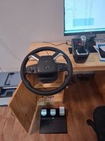 volant camion pour PC: Hori force truck control system