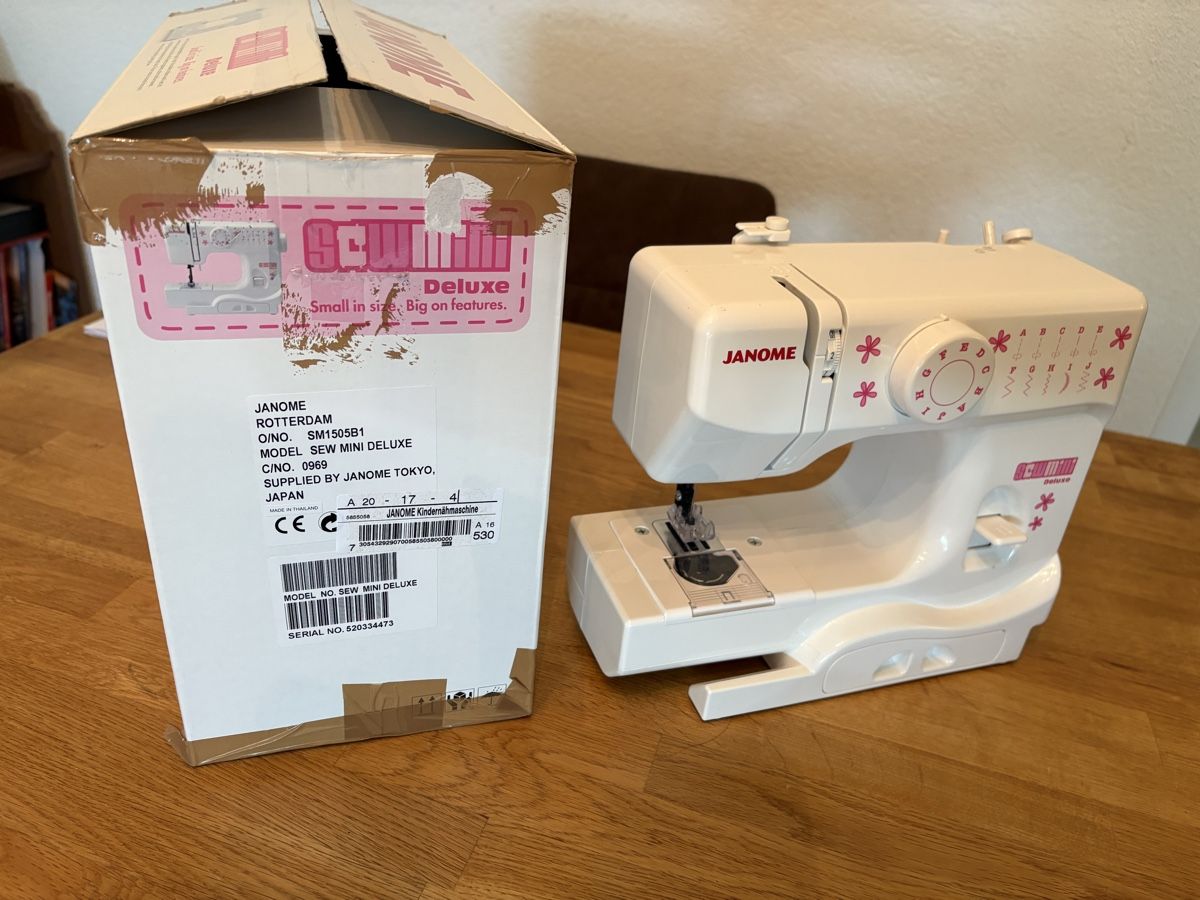 Janome Macchine da cucire: Jenome Sew Mini Delux ohne Stromkabel – Usato da Seuzach venduto da HarrisA 3