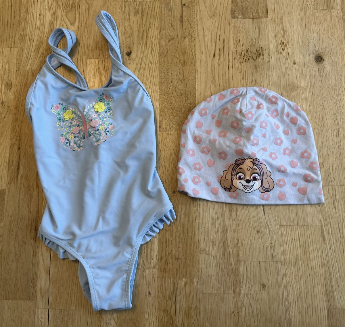 Lotti & Set di vestiti: Mädchen Kleiderpaket 14-teilig Grösse 122/128 – Usato da Otelfingen venduto da luc_r2qc 4