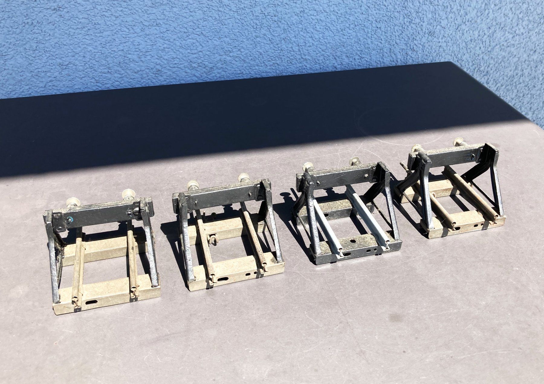 Märklin Modellini di ferrovie: Vier Märklin Prellböcke – Usato da Therwil venduto da kuuvalo 4