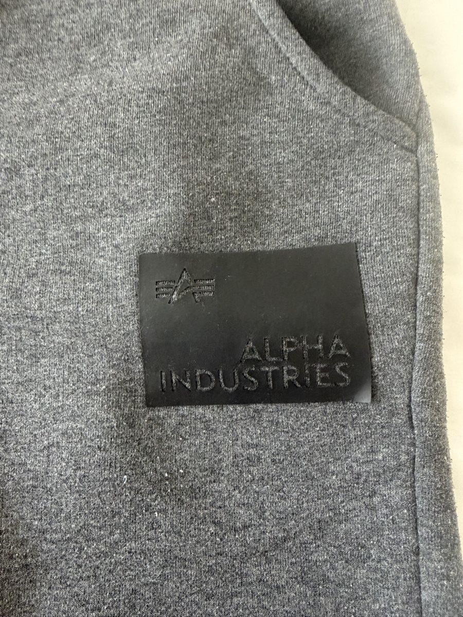 Alpha Industries Pantaloni: Alpha industries kurze Hose – Usato da Weinfelden venduto da Karvac 3