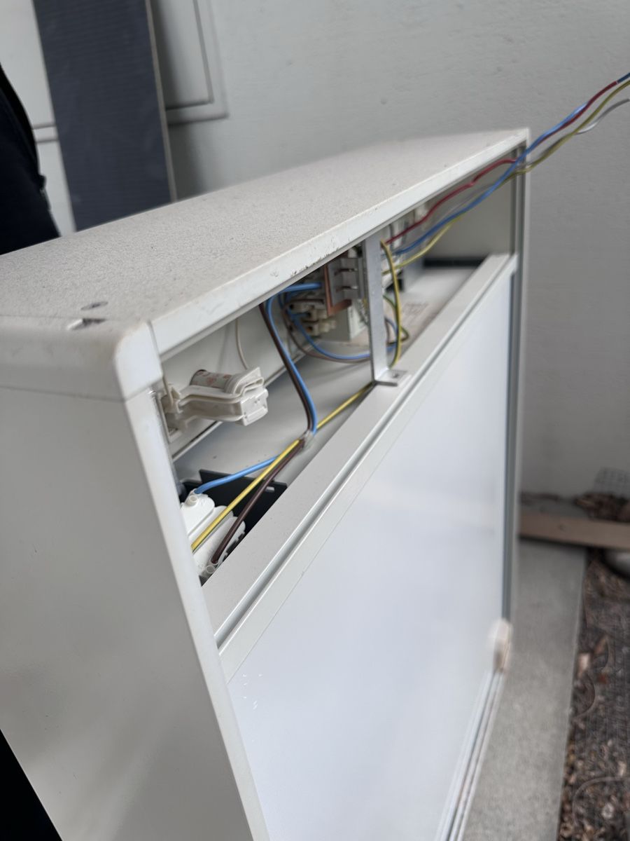 Armadietti a specchio: Baden Spiegelschrank Schneider GLS 60 – Usato da Langnau am Albis venduto da Gajdzi 5