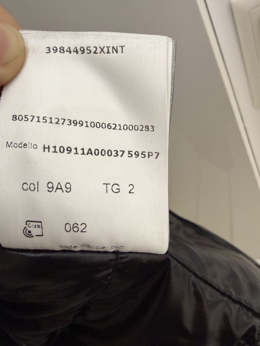 Moncler Giacche: Moncler Daunenjacke schwarz – Nuovo (secondo la descrizione) da gebenstorf venduto da boban1980 2