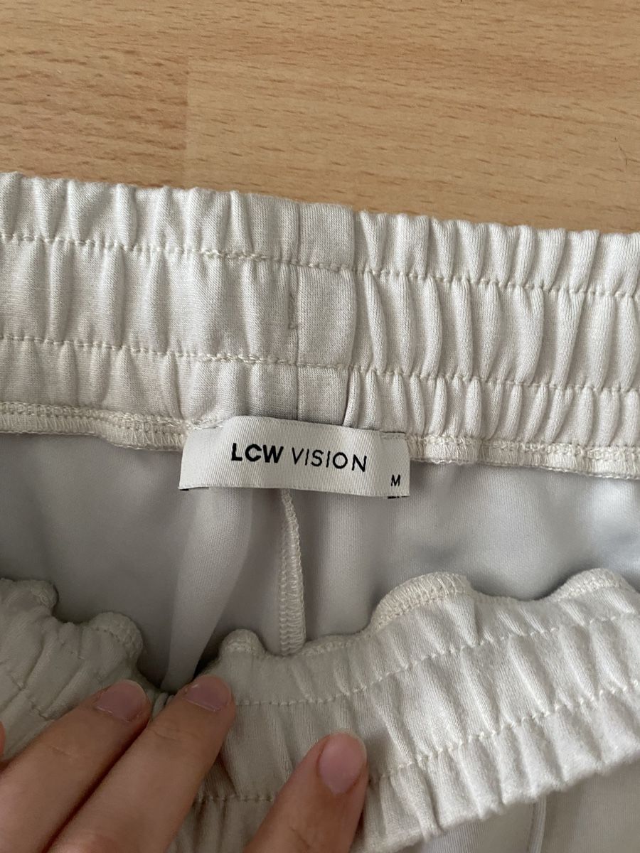 Pantaloni: Coole beige Freizeithose in Grösse M – Nuovo (secondo la descrizione) da Basel venduto da hea_pp2f 1
