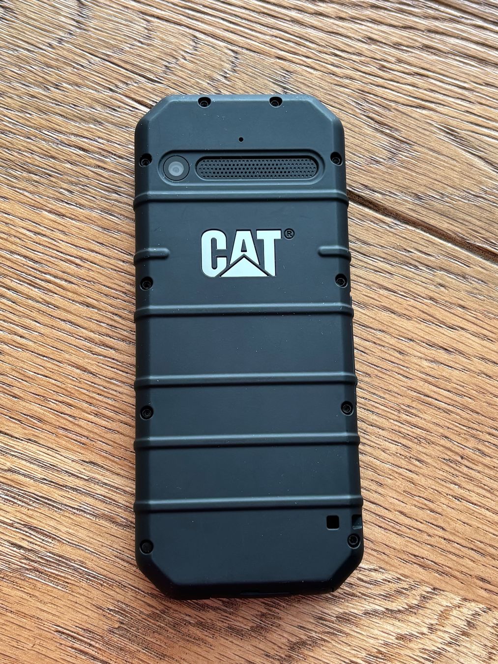 Caterpillar Telefoni cellulari / Smartphones: Robustes Handy CAT B35 – Usato da La Tour-de-Trême venduto da ValGruyere 3