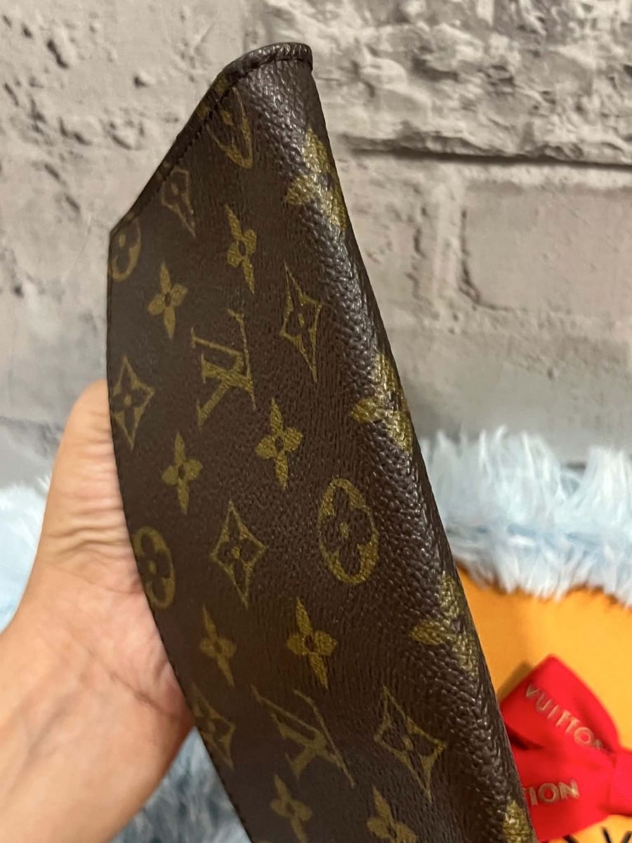Louis Vuitton Sacs: Louis Vuitton toiletry pouch – D'occasion à Widnau par Pukpan_99 5