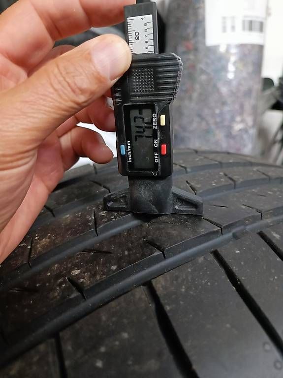 Bridgestone Pneumatici & Ruote complete: Sommerreifen Bridgestone Audi / VW – Usato da Madetswil venduto da Urs804 1