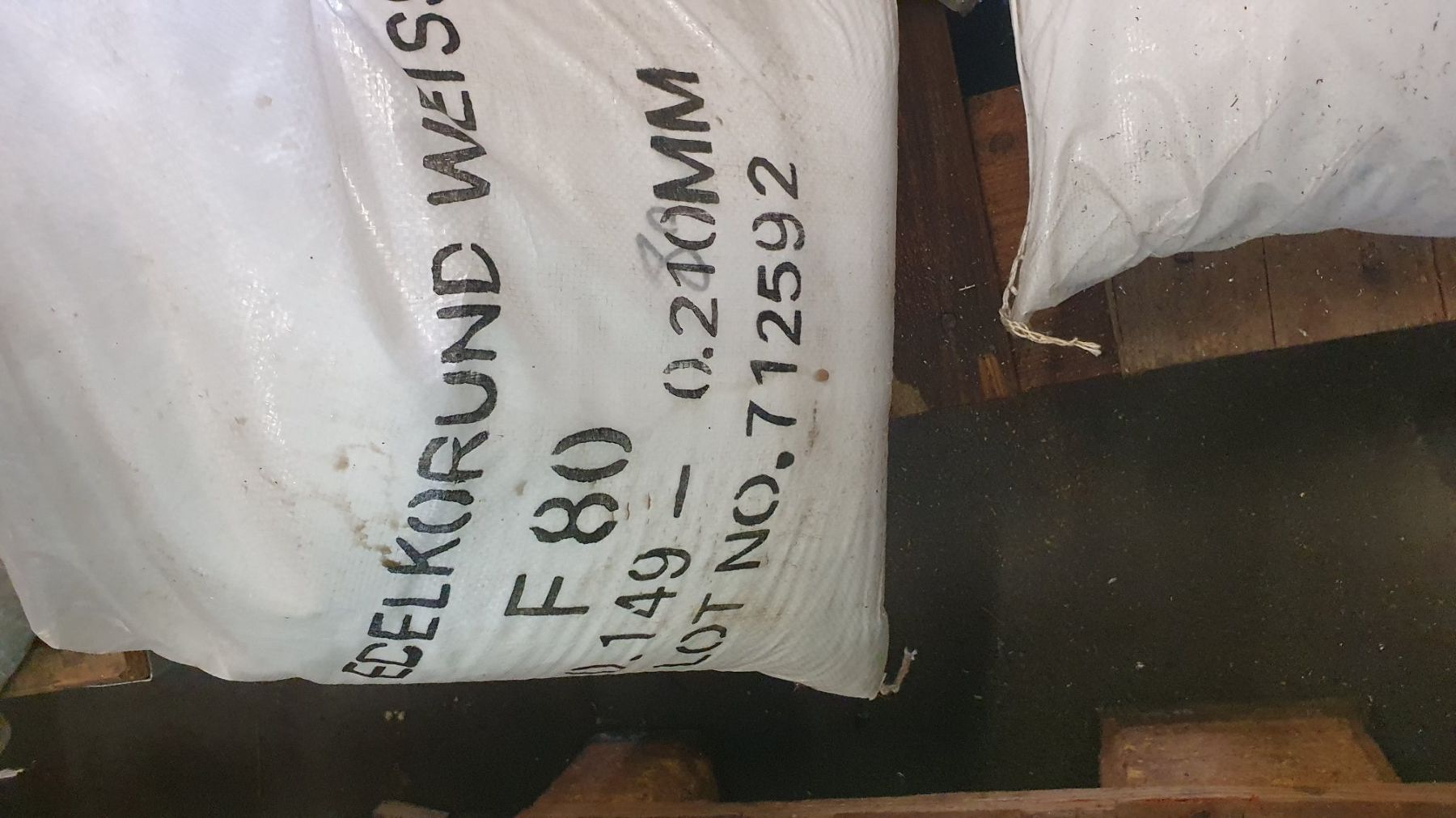 Tutti gli attrezzi: Sandstrahlmittel – Usato da Schötz venduto da walter271058 2
