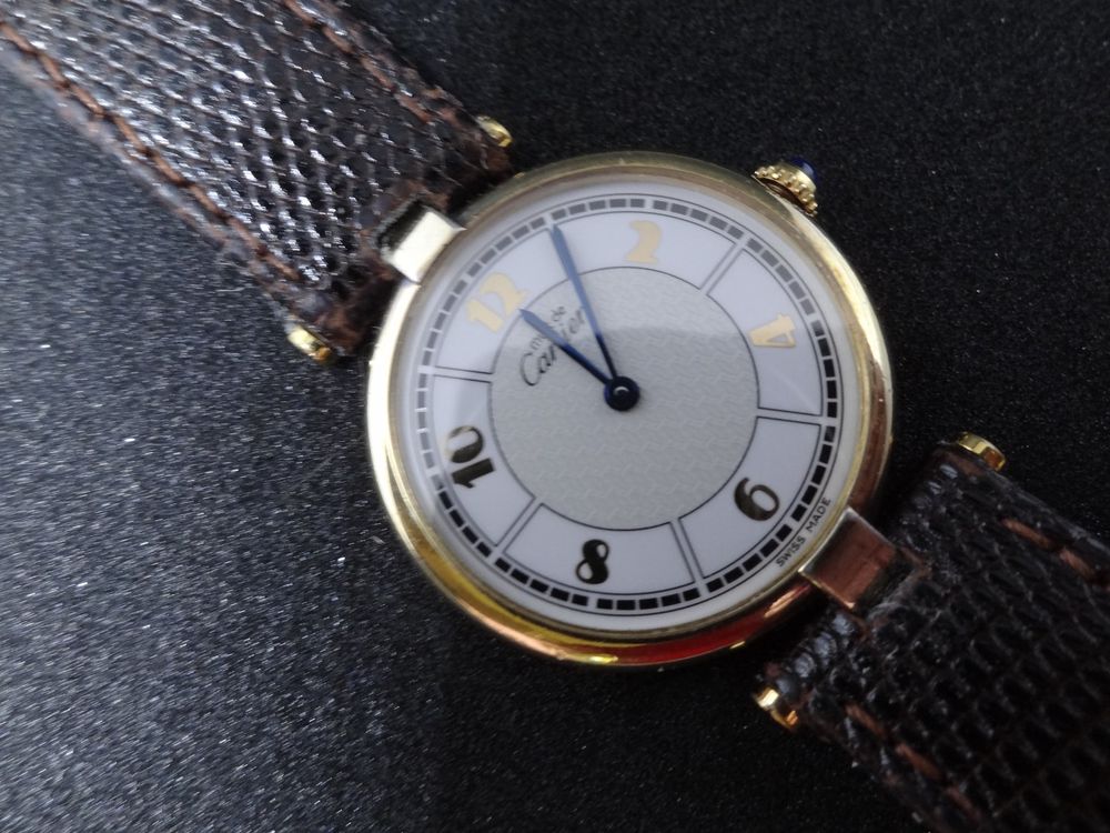 Montre Femme Betseyville - Très Jolie Design - Neuf Sans étiquettes