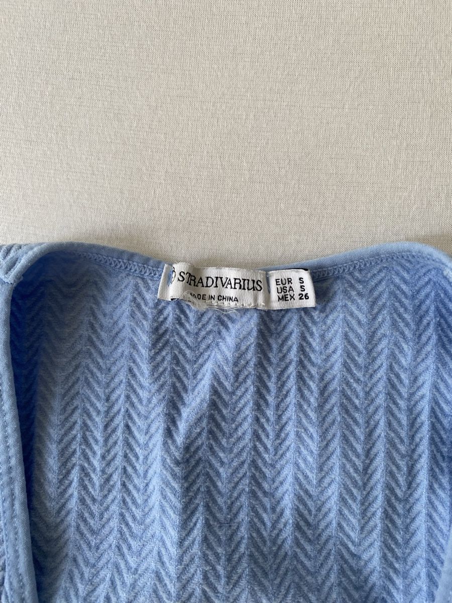 Stradivarius Tops: Damen Top Stradivarius hellblau – Gebraucht aus Zürich von yae56 1