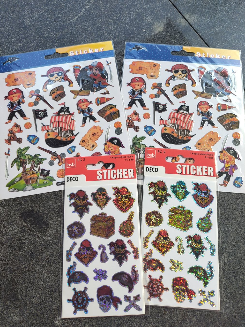 Sticker: 4 Bogen Sticker Piraten Räuber neu – Nuovo e nell'imballaggio originale da Leuggern venduto da Pummi19