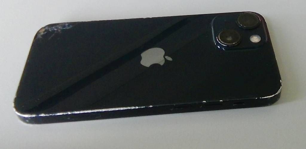 Telefoni cellulari / Smartphones: iPhone 13 mini noir 128GO – Usato da Genève venduto da LuCmno 3