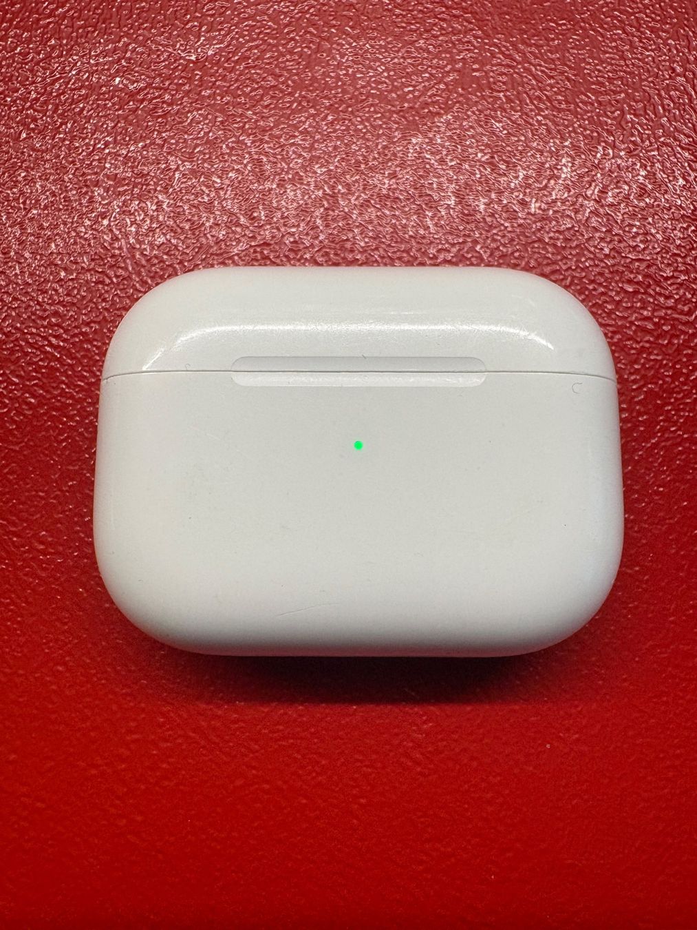 Apple Caricabatterie: Apple AirPods Pro 1 charging case (A2190). – Usato da Lausanne venduto da sil_2dxk 1