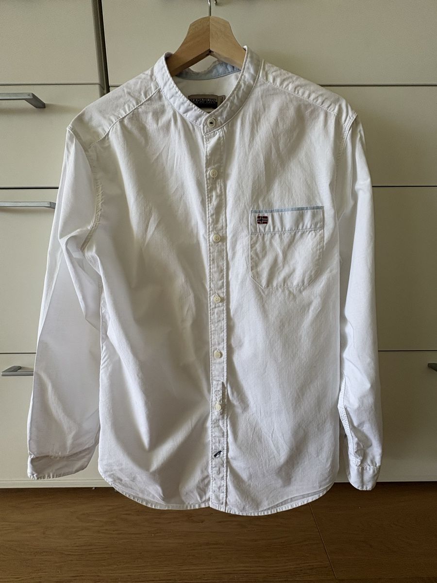 Napapijri Camicie: Napapijri Shirt white Regular Fit Size M – Usato da Obbürgen venduto da cla_x9h6