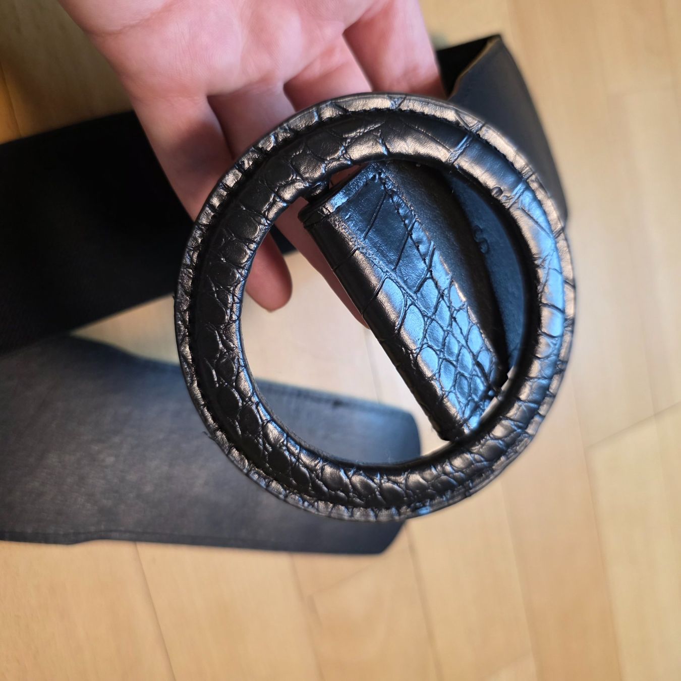 Cinture: Elastischer Gürtel M/L mit großer Schnalle – Usato da Wald ZH venduto da CapLux 6