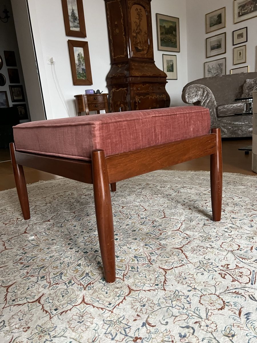 Hocker: Ottomane Antik – Gebraucht aus St.Gallen von 303_7fcf