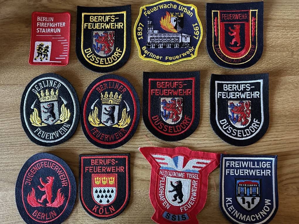 Placchette & Badge: Deutsche Feuerwehrabzeichen – Usato da Salvenach venduto da Haeseli59