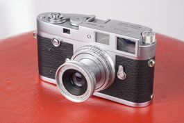 Leica M2 mit Elmar 3.5 / 50 mm – Kultklassiker in Top-Optik!